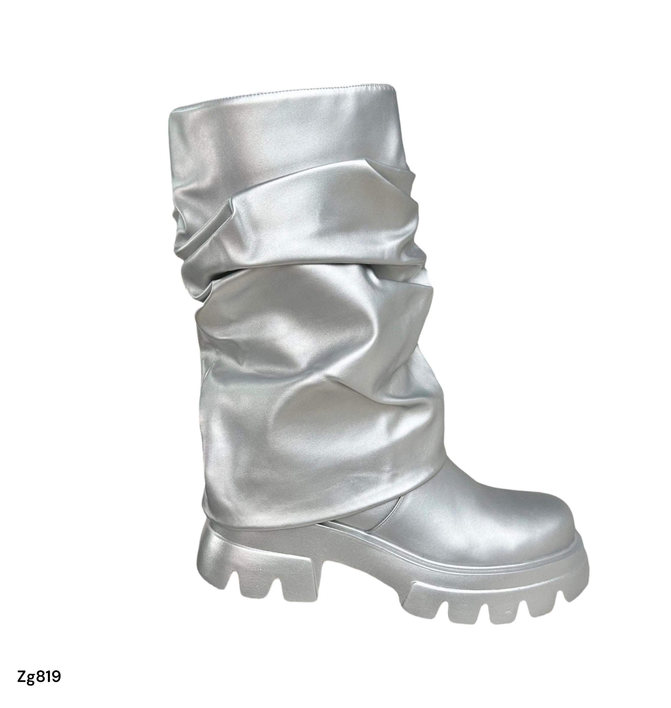 Bota caña media plateado doblez suela 5cm IS14-035